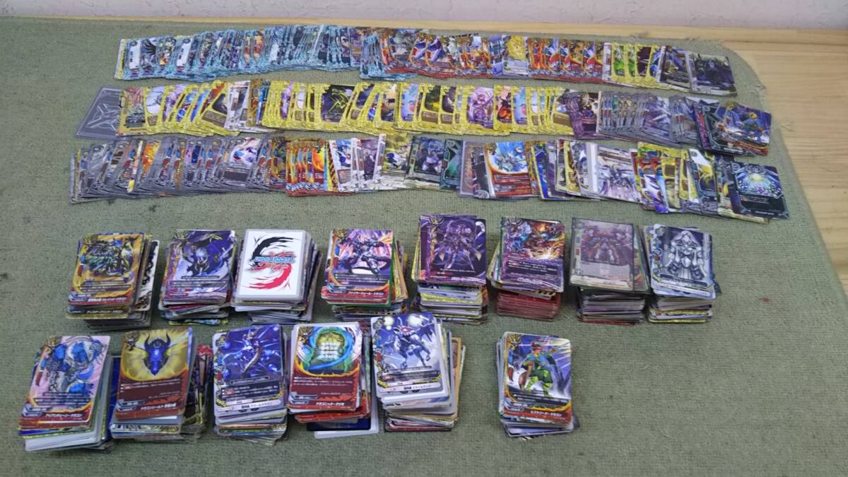 137-P38) 現状品 バディファイト カード 大量 まとめ売り 137-P38) 現状品 バディファイト カード 大量 まとめ売り