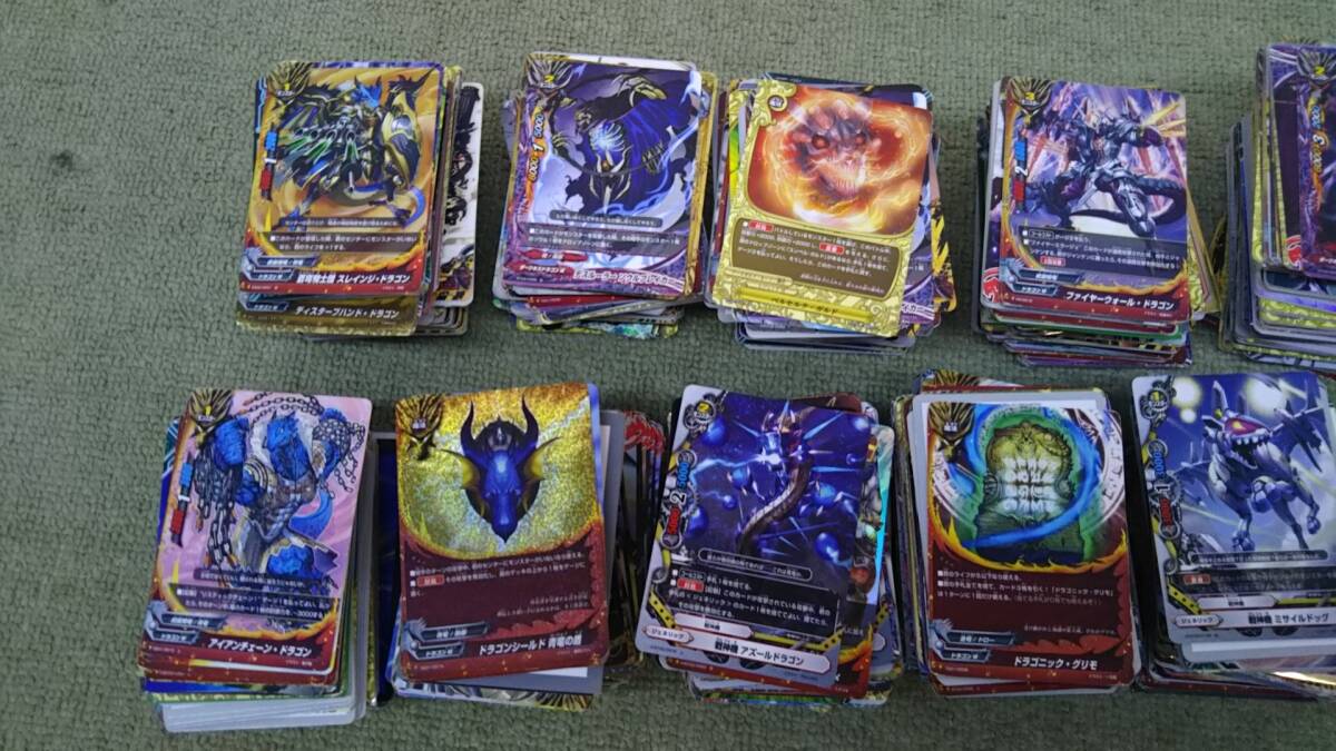 137-P38) 現状品 バディファイト カード 大量 まとめ売り 137-P38) 現状品 バディファイト カード 大量 まとめ売り