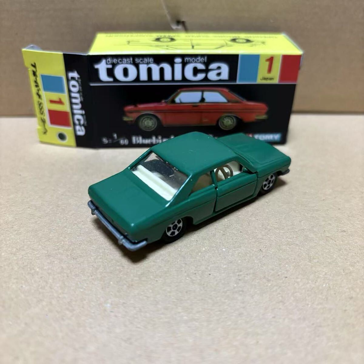 033002 トミカ 日本製 黒箱 NO.1-1-1 日産 ブルーバード SSS 033002 トミカ 日本製 黒箱 NO.1-1-1 日産 ブルーバード SSS