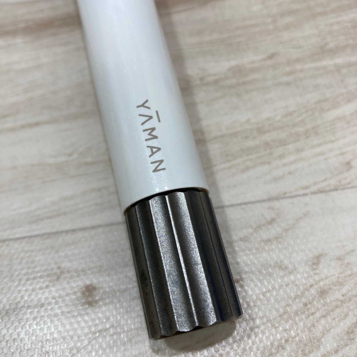 現状品 YA-MAN ヤーマン 美顔器 ウェイビー ミニ ローラー EMS 現状品 YA-MAN ヤーマン 美顔器 ウェイビー ミニ ローラー EMS