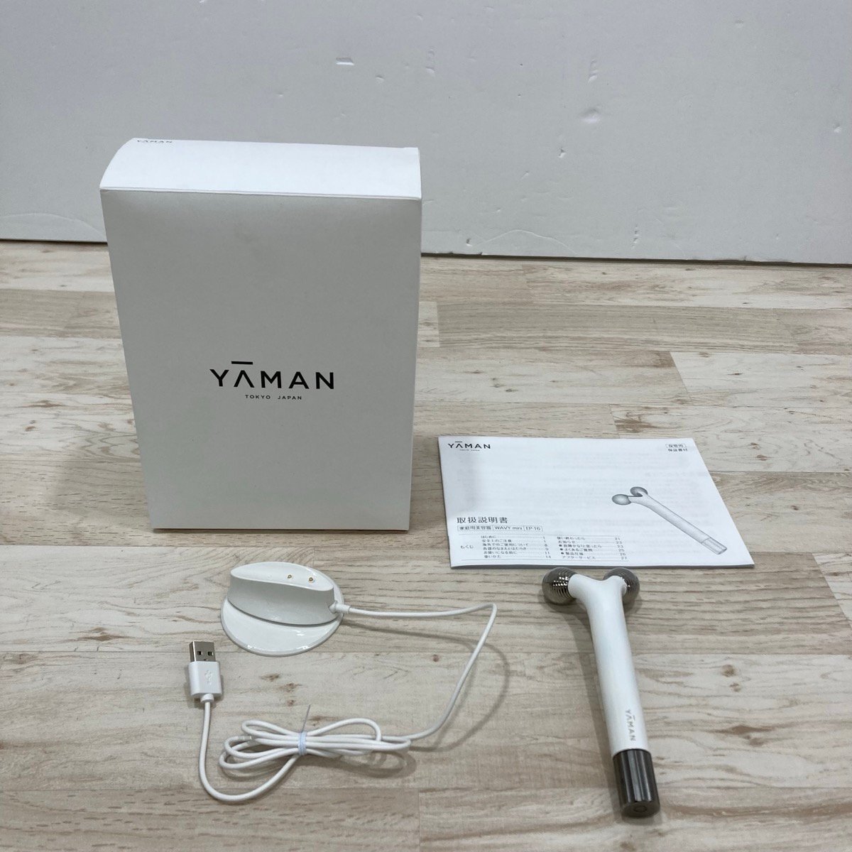 現状品 YA-MAN ヤーマン 美顔器 ウェイビー ミニ ローラー EMS 現状品 YA-MAN ヤーマン 美顔器 ウェイビー ミニ ローラー EMS