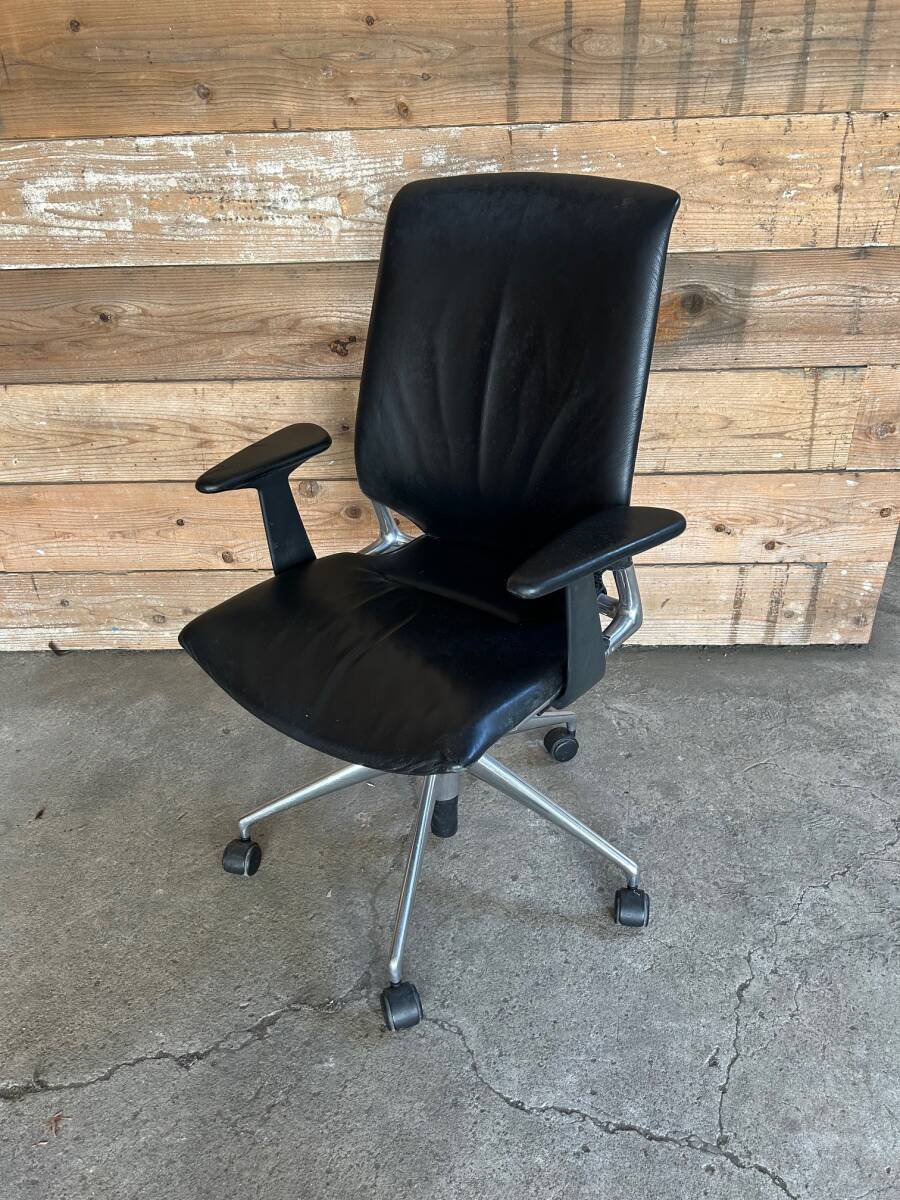 中古 ヴィトラ社 メダチェア オフィスチェア レザー Vitra Meda Chair 事務椅子 オフィス家具 デスクチェア