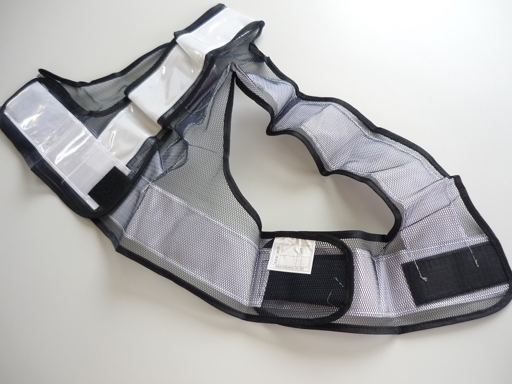917／展示品 格安未使用品 安全ベスト メッシュ ショート丈 フリーサイズ 70ｍｍ幅 7cm ネイビー 強(qiáng)力高輝度反射テープ セーフティーベスト