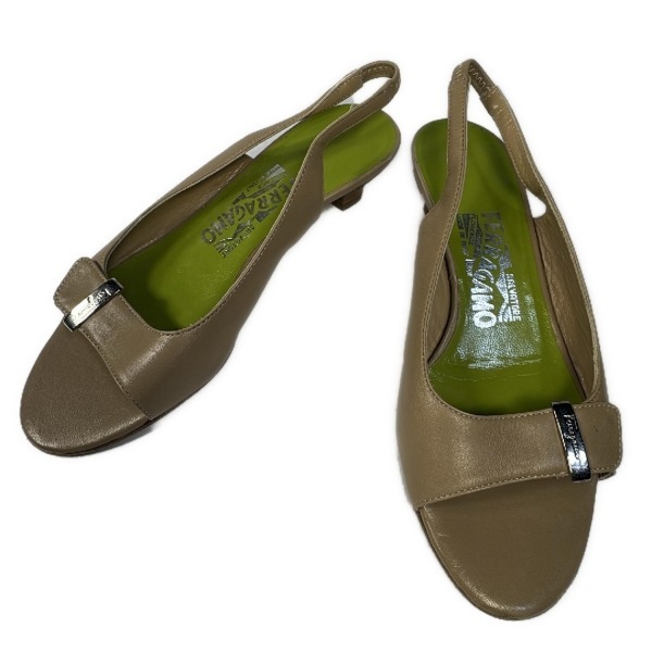 サルバトーレフェラガモ FERRAGAMO/SalvatoreFerragamo サンダル 4 1/2 - レザー ベージュ レディース オープントゥ 靴