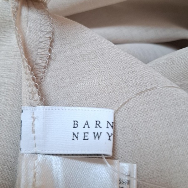 バーニーズ BARNEYSNEWYORK ロングスカート サイズF - ベージュ レディース 美品 ボトムス