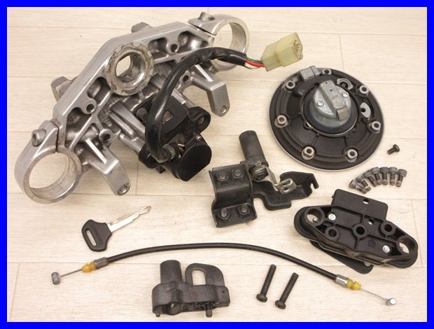 ☆ケ943 ゼファー400カイ ZR400C キーセット トップブリッジ ☆ケ943 ゼファー400カイ ZR400C キーセット トップブリッジ