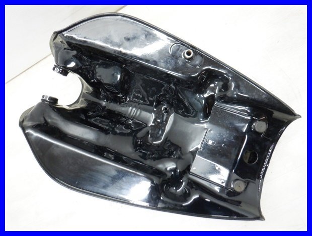 ☆8B172 CB750FOUR K CB750K ガソリンタンク 燃料タンク 160 ☆8B172 CB750FOUR K CB750K ガソリンタンク 燃料タンク 160