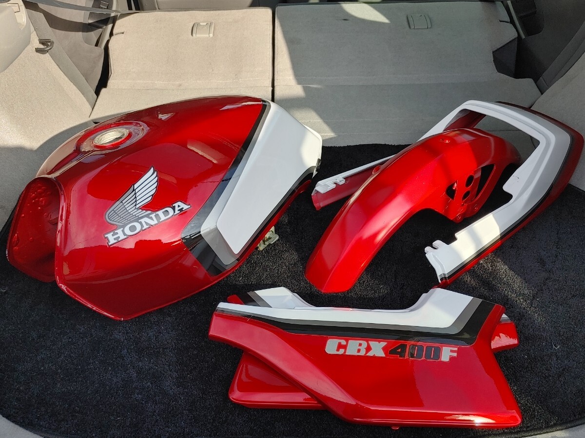 Yahoo!オークション - CBX400F 純正外装セット 赤白2型カラー Yahoo!オークション - CBX400F 純正外装セット 赤白2型カラー