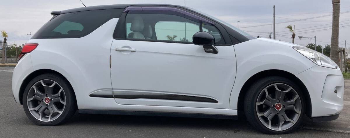 お灑落なレザー エディションDS3　殘り車検有　乗って帰れます　主観的ですが、結(jié)構(gòu)綺麗と思いますが。