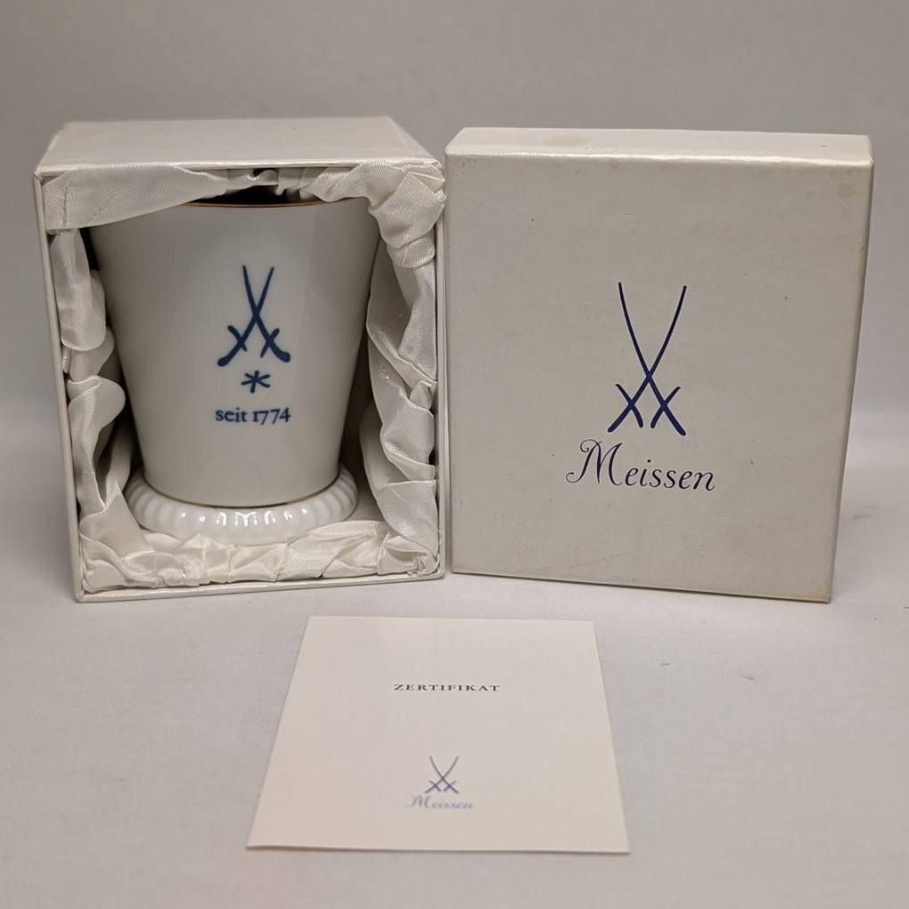 ◇希少 Meissen マイセン ティーポット 歴代双剣マーク 箱付き ◇希少 Meissen マイセン ティーポット 歴代双剣マーク 箱付き