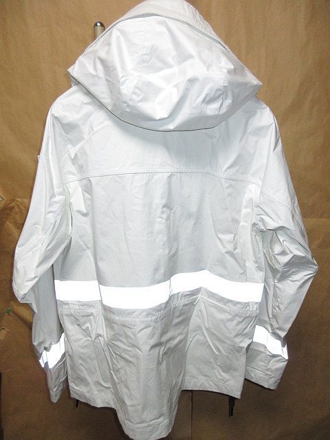 モンクレール　 MONCLER　PAILLON　ロゴ　ワッペン　リフレクター　フード　ナイロン　ジャケット　白　1　國內(nèi)正規(guī)品