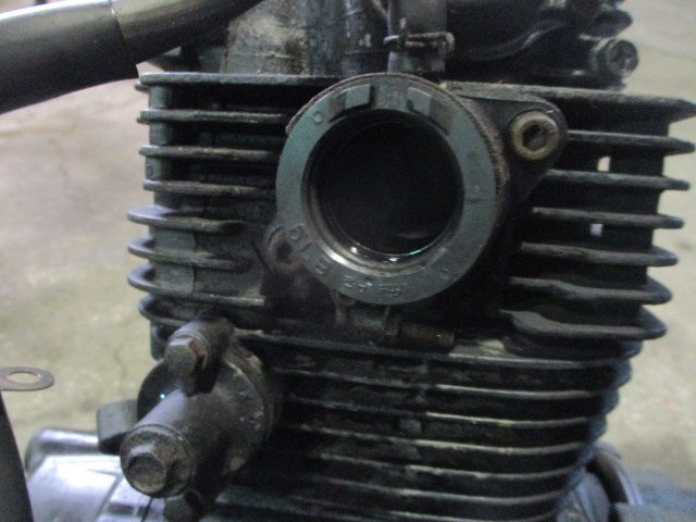 A7AD06 TW225 実動エンジン DG09J Y ※送料は著払いです