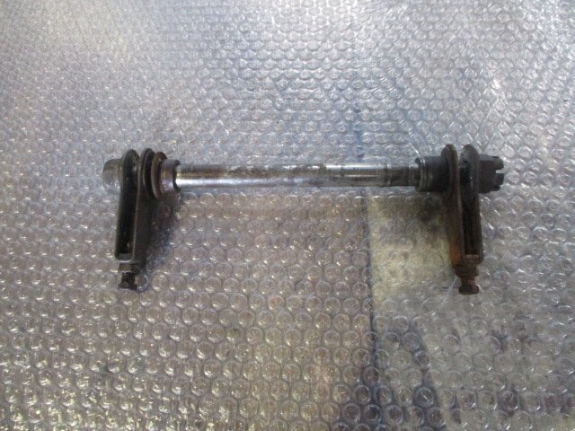 A7AD31 TZR125 リアアクスルシャフト 3TY S ジャンク