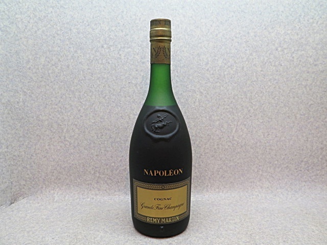 ★☆【古酒】REMY MARTIN NAPOLEON COGNAC レミーマルタン ナポレオン コニャック ブランデー 700ml 40% 未開栓 ブランデー ot☆★