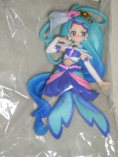 # Bandai Go! Princess Precure cutie - фигурка 2 вид (kyuama-me-do/kyu следы u чернила ru)