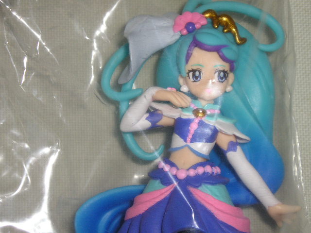 # Bandai Go! Princess Precure cutie - фигурка 2 вид (kyuama-me-do/kyu следы u чернила ru)