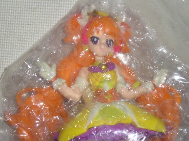# Bandai Go! Princess Precure cutie - фигурка 2 вид (kyuama-me-do/kyu следы u чернила ru)