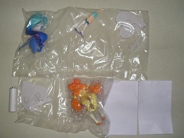 # Bandai Go! Princess Precure cutie - фигурка 2 вид (kyuama-me-do/kyu следы u чернила ru)