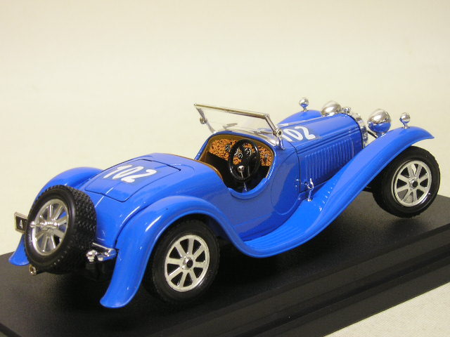 # BBurago 1/24 Bugatti модель 55