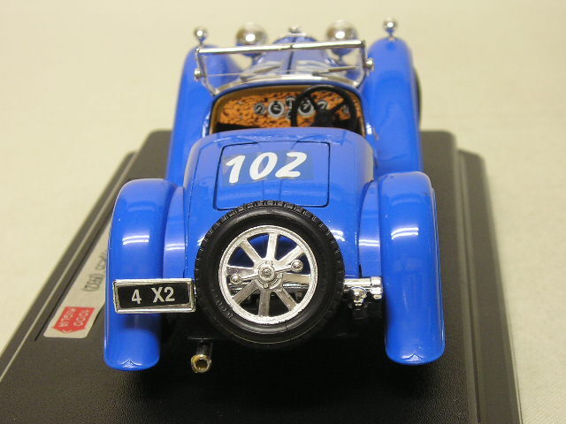 # BBurago 1/24 Bugatti модель 55