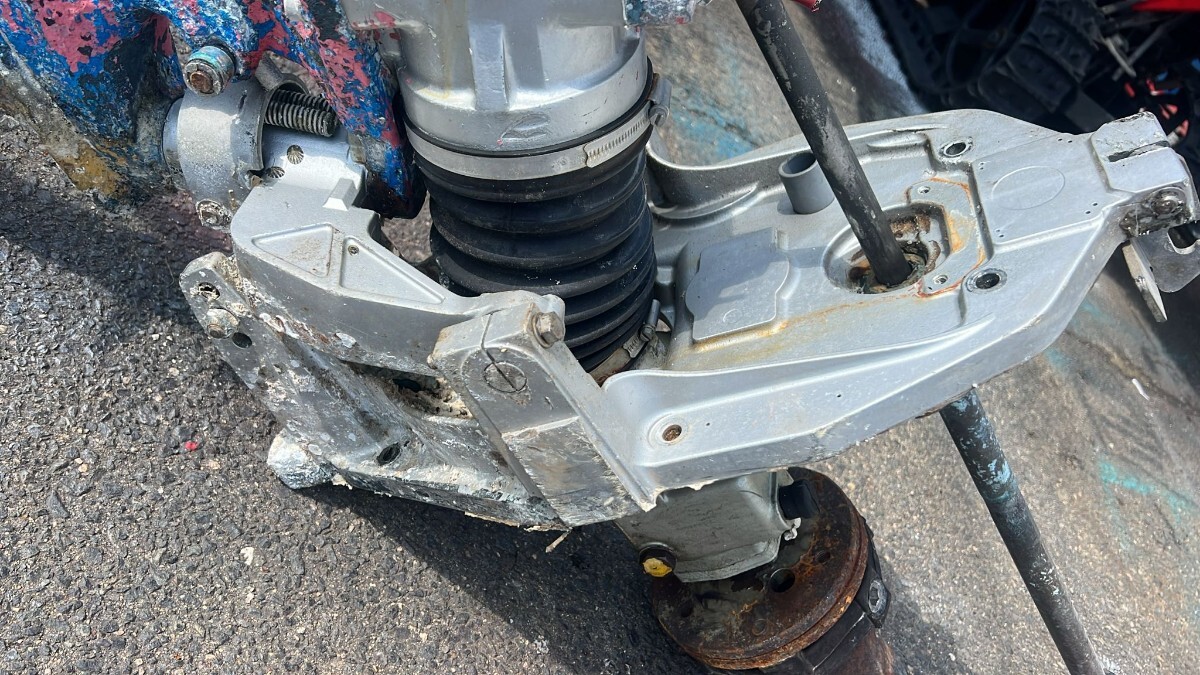 Yanmar SZ110-1 ボートエンジン ドライブ パーツ ジャンク 鳥取 Yanmar SZ110-1 ボートエンジン ドライブ パーツ ジャンク 鳥取
