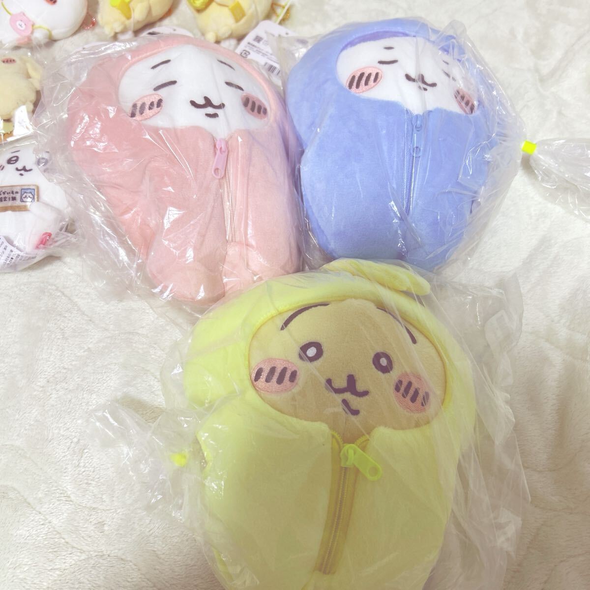 ちいかわ ハチワレ うさぎ くりまんじゅう ぬいぐるみ ぴたれす