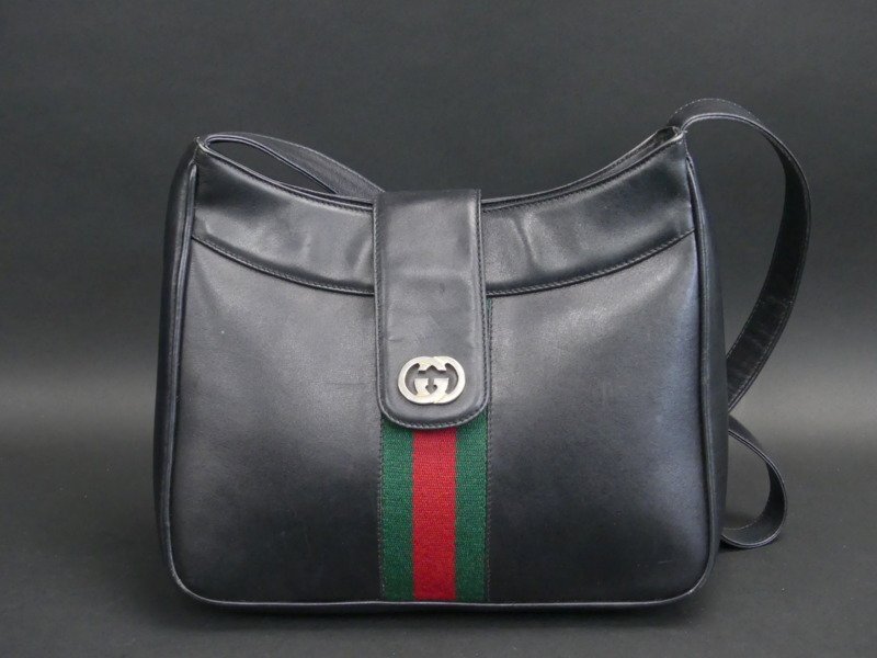 w588 正規 GUCCI オールド グッチ GG金具 シェリーライン レザー w588 正規 GUCCI オールド グッチ GG金具 シェリーライン レザー