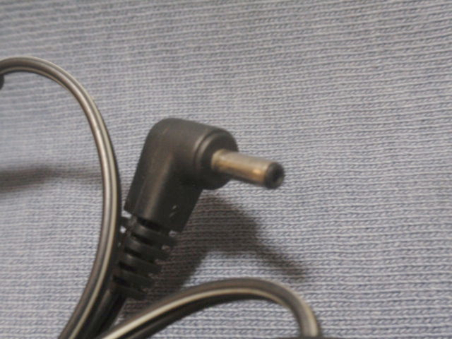 SHARP ACアダプタ EP-Y370 電話子機用 センターマイナス 7V 150mA 送料230円から_画像4