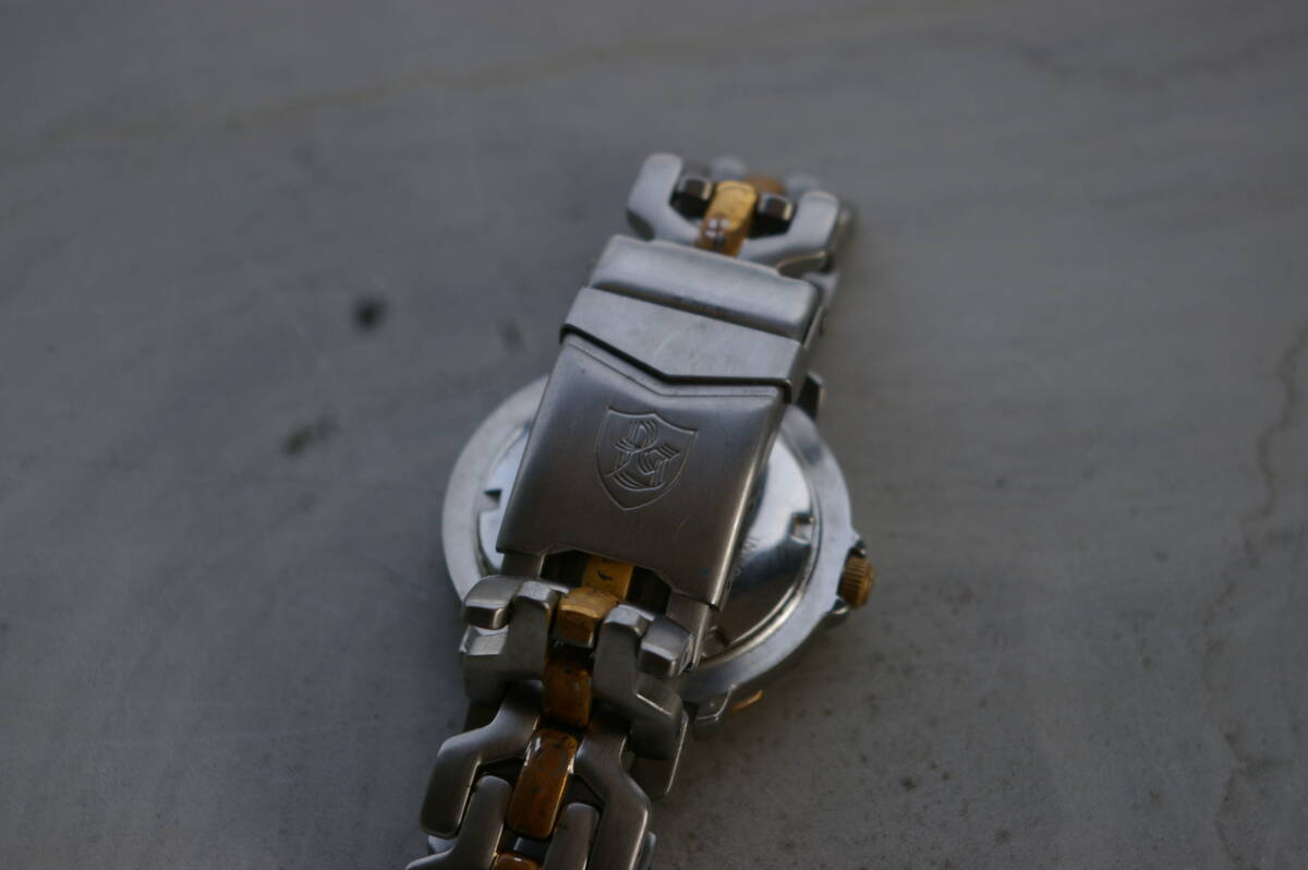 ★★P GUIONNET ピエールギオネ腕時計　カレンダー ネイビー文字盤 3針　　現状品ジャンク扱い_画像4