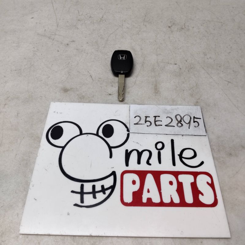 ＧＥ６　フィット　純正　キーレス?。牛保?２５Ｅ２８９５*同梱不可