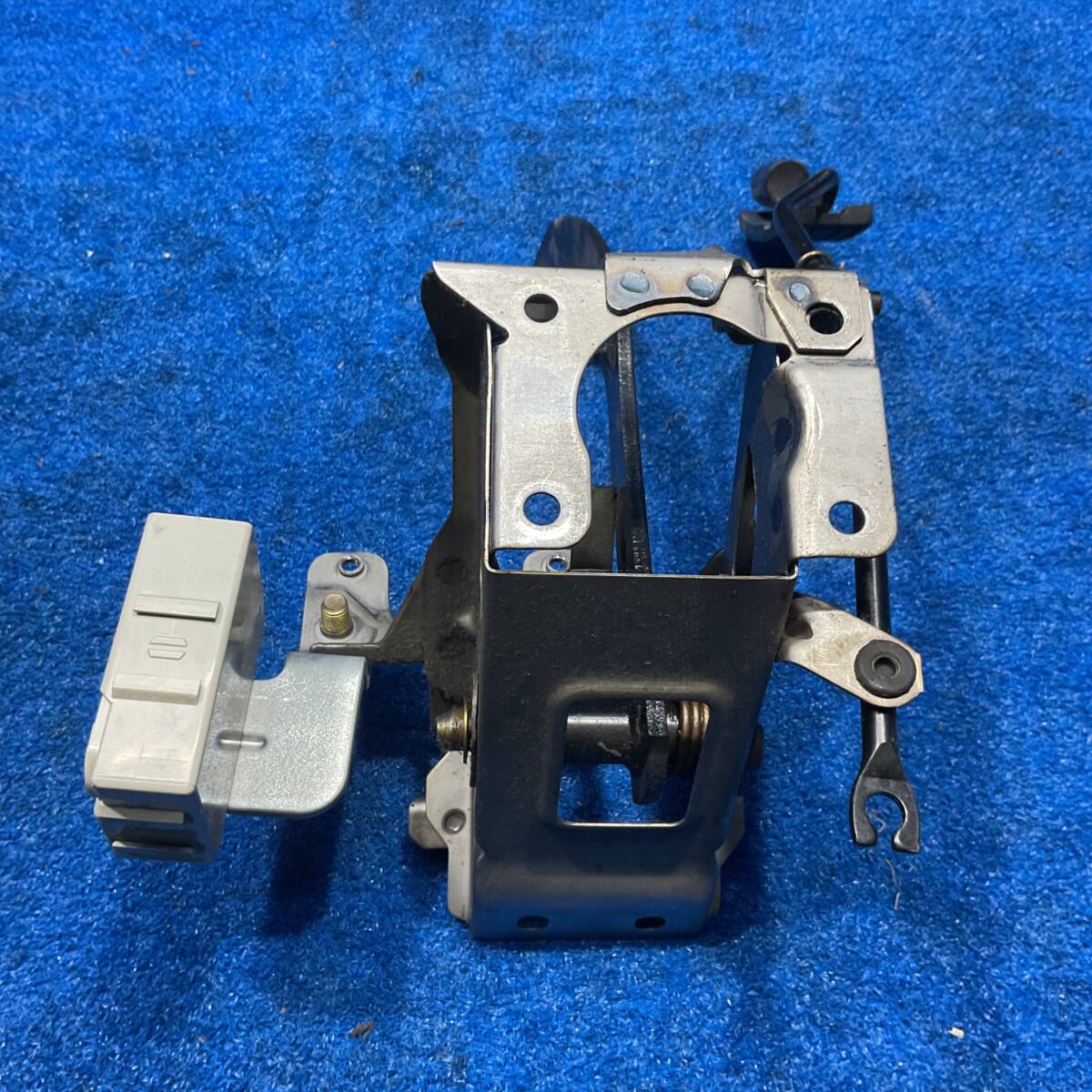 [AK-0026258][Z1] H4 Nissan Figaro FK10 редкий MA10ET [ акселератор педаль тормоза комплект ] 600260