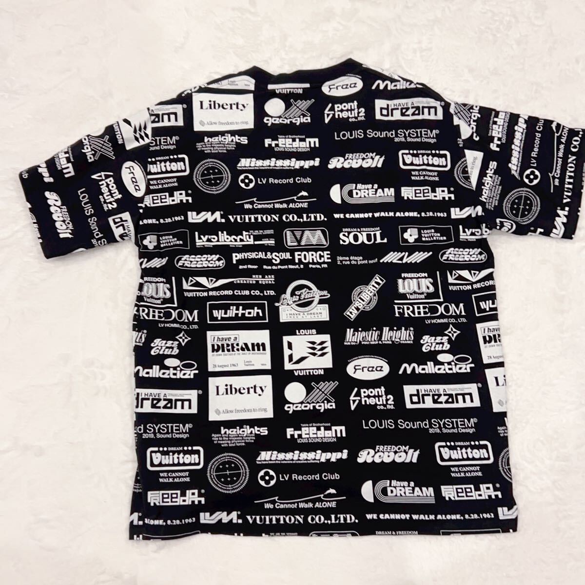 極美品 正規品 ルイヴィトン Tシャツ XL ブラック Virgil Abloh 極美品 正規品 ルイヴィトン Tシャツ XL ブラック Virgil Abloh