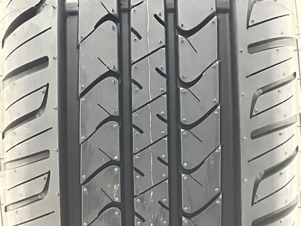新品タイヤ 1本のみ 245/70R16 107H グッドイヤー EFFICIENTGRIP SUV HYBRID HP01 夏 サマー テラノ b11302