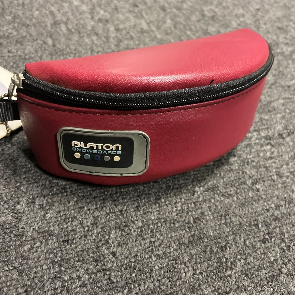 BURTON サングラスケース