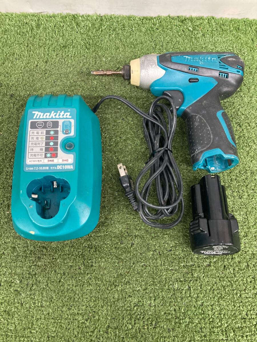 makita マキタ インパクトドライバ TD090D 充電器　DC10WA バッテリー　TD090DWX 動作確認済 | マキタ(Makita) 充電式インパクトドライバ 10.8V 青 (本体