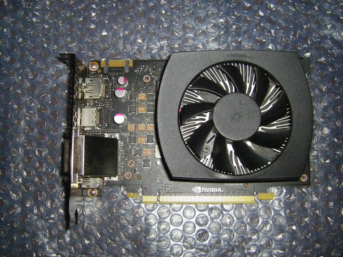 完全動作品　FAN静か　使用2000時間　ASUS　GeForce GTX 950　２GB