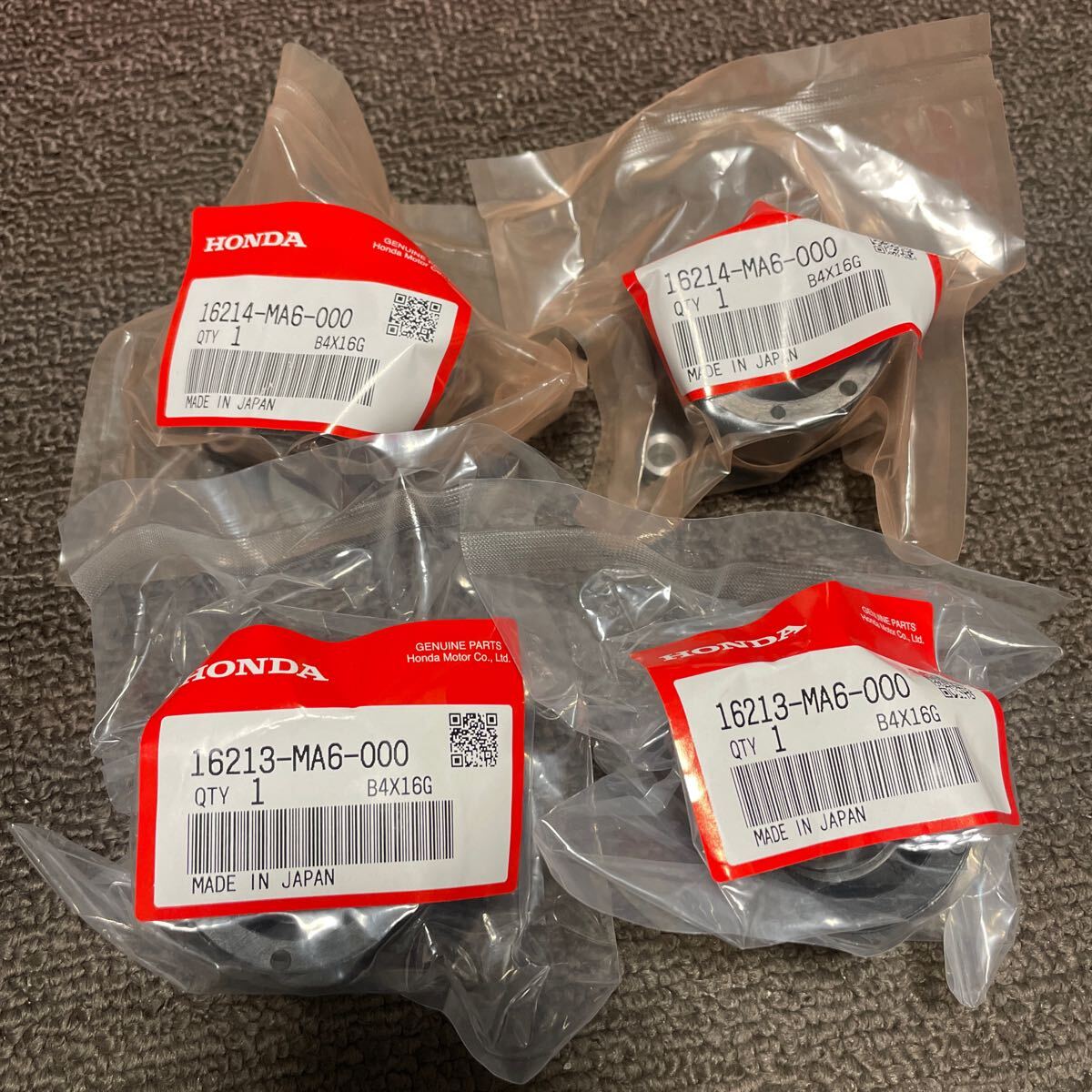 Yahoo!オークション - 新品絶版 CBX400F インシュレーター Yahoo!オークション - 新品絶版 CBX400F インシュレーター