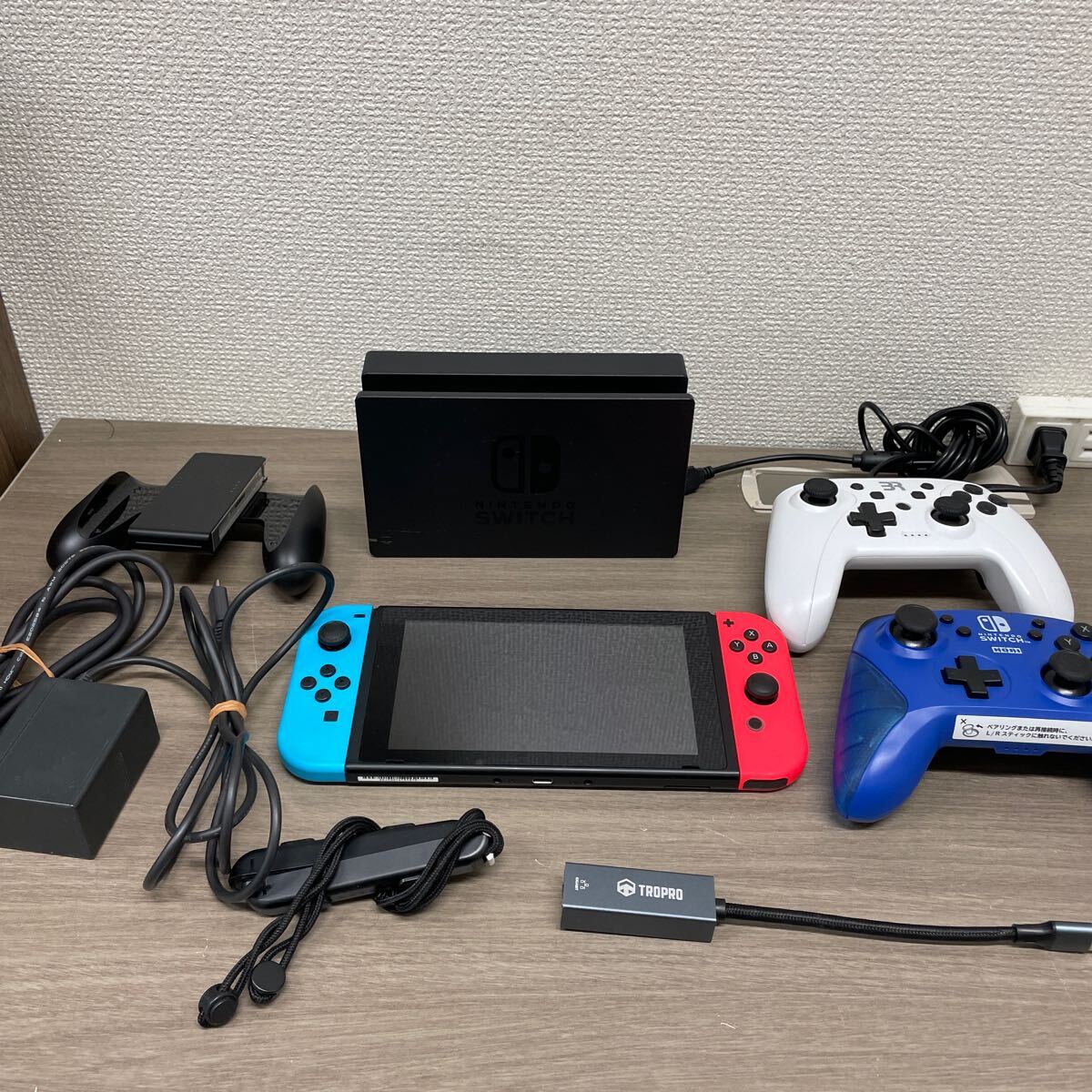 Amazon.co.jp: Nintendo Switch(有機ELモデル) Joy-Con(L)/(R