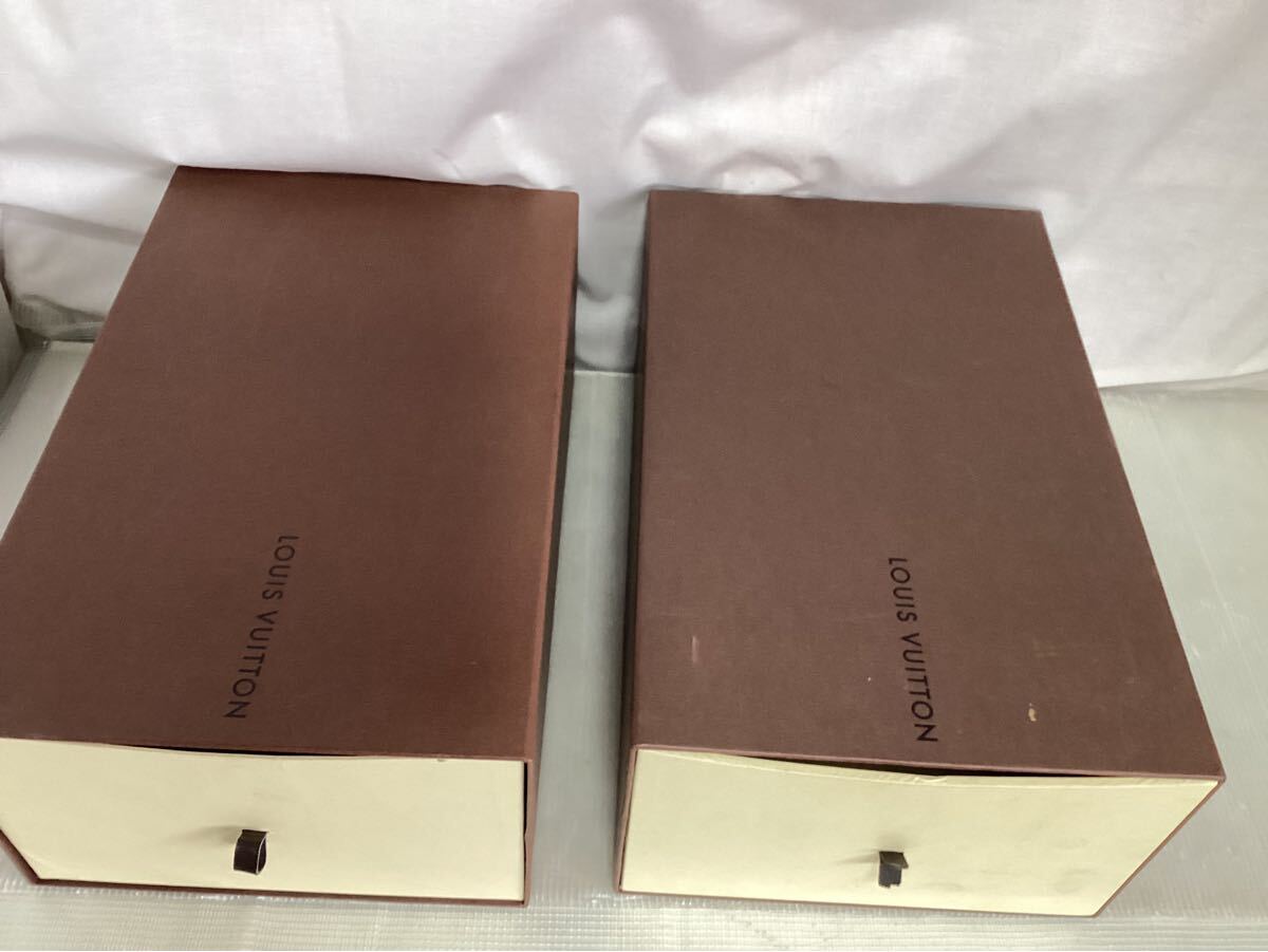 K066】 ルイヴィトン LOUIS VUITTON 空箱2点 布袋4点 取扱説明書 K066】 ルイヴィトン LOUIS VUITTON 空箱2点 布袋4点 取扱説明書