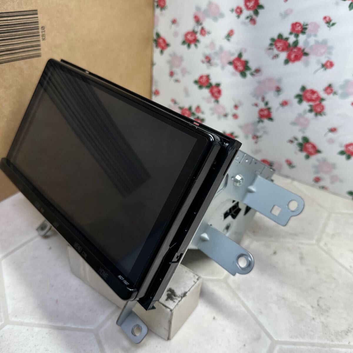 トヨタ純正 NSZT-Y68T ◆9型 SDナビ/DVD/Bluetooth/フルセグHDDナビ◆パスワードロック◆