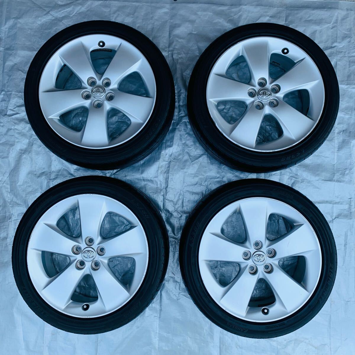 30 プリウス) S ツーリング 中古タイヤホイール 215/45ZR17 91W 30 プリウス) S ツーリング 中古タイヤホイール 215/45ZR17 91W