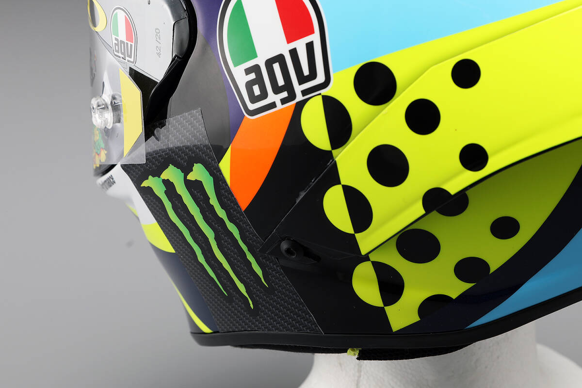 AGV制 PISTA GP RR WINTER TEST 2020 ROSSI フルフェイスヘルメット ピスタ バレンティーノ?ロッシ カスタム 【本物】