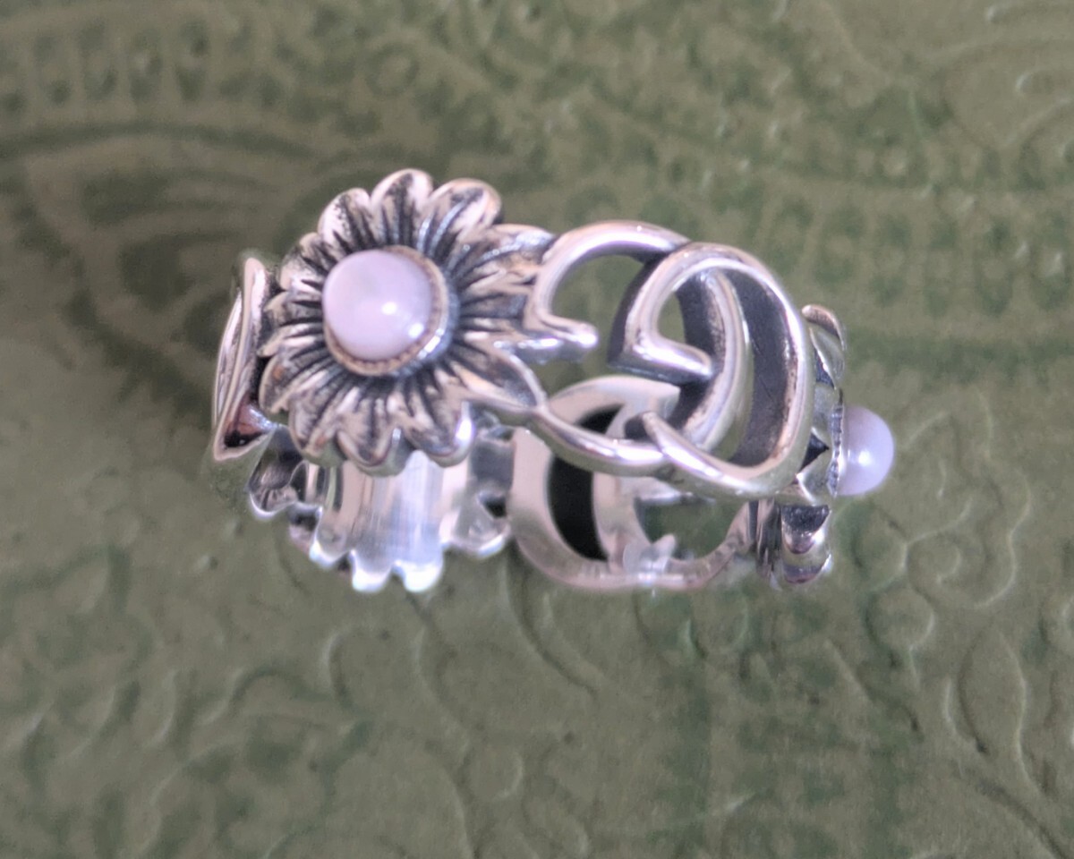 新品 未使用 GUCCI グッチ ロゴ フラワー シルバー925 15号 Yahoo!オークション - 新品未使用 グッチ GUCCI シルバーリング