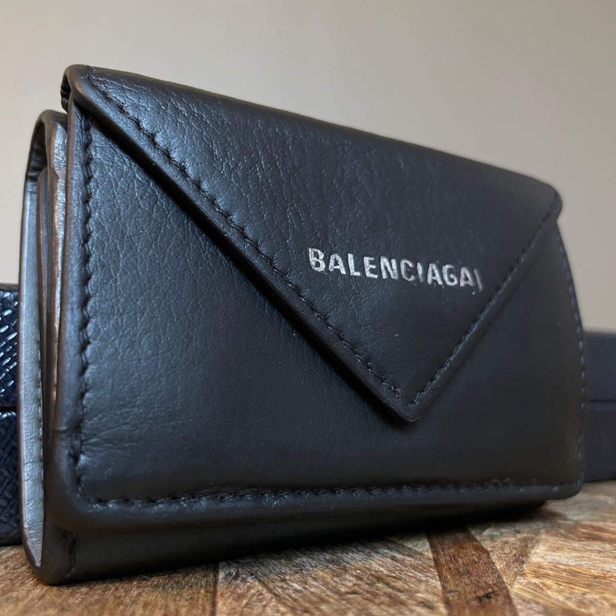 1円 美品 BALENCIAGA バレンシアガ 三つ折り ペーパーミニ 小銭 1円 美品 BALENCIAGA バレンシアガ 三つ折り ペーパーミニ 小銭