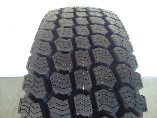 225/85R16 121/119L グッドイヤー FLEXSTEEL2 新品処分 2本セット スタッドレスタイヤ 2020年製 ポイント利用_画像4