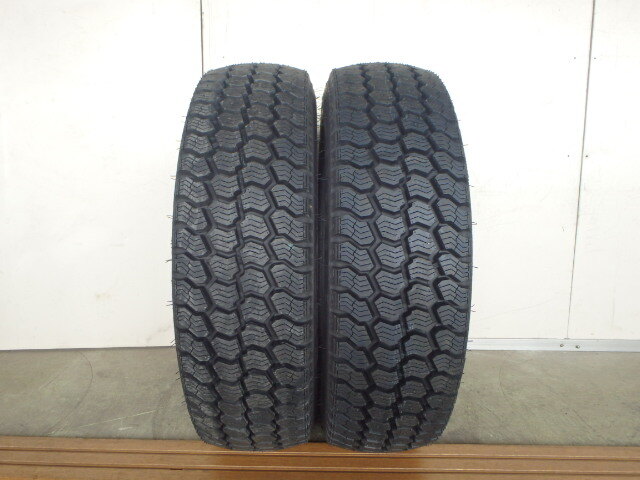 195/70R16 109/107L グッドイヤー FLEXSTEEL2 新品処分 2本セット スタッドレスタイヤ 2020年製 ポイント利用_画像1