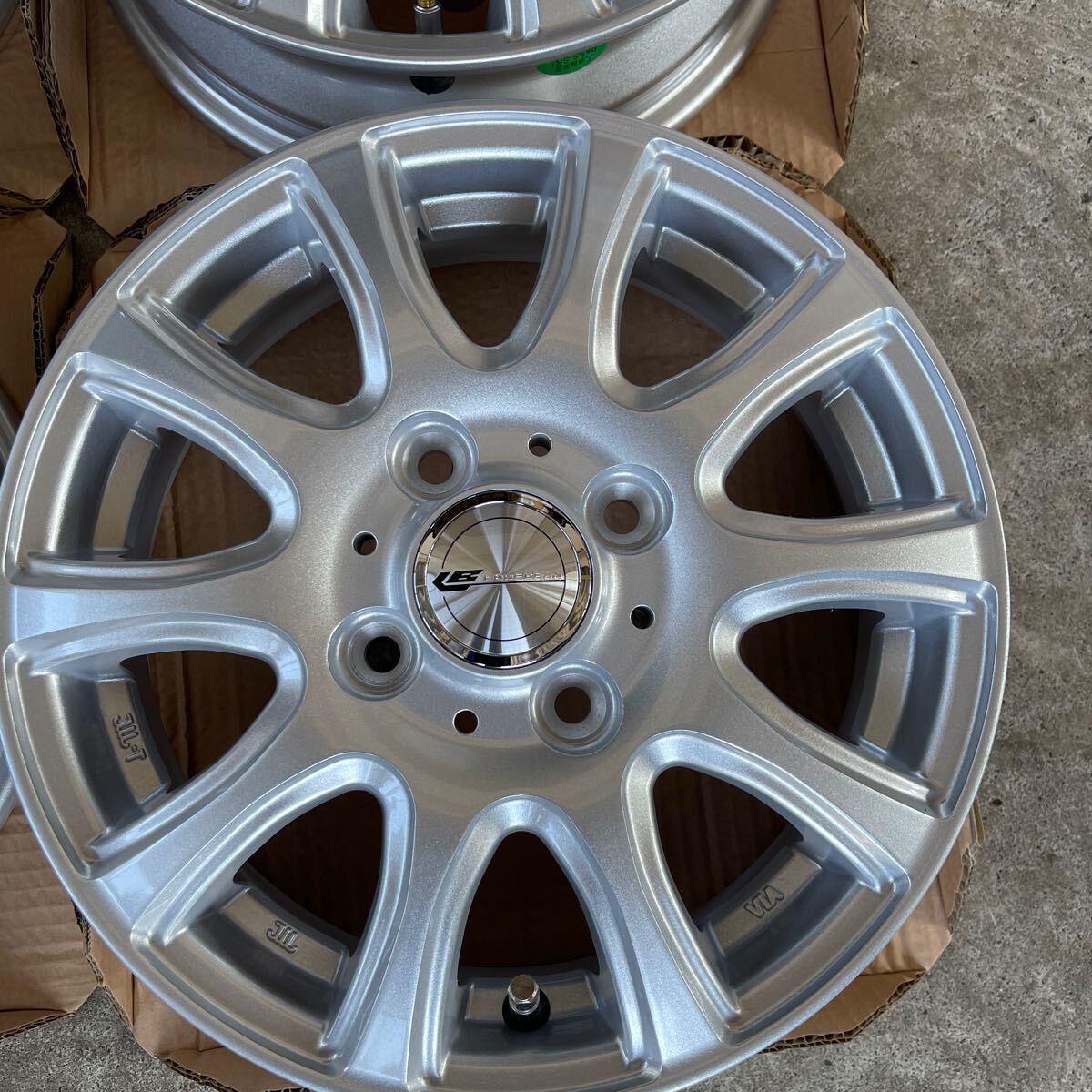 item_image_2