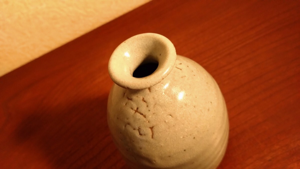 李朝 白釉 青磁 鼓形 小壺 蔵出し 1客 李朝 白釉 青磁 小壺 蔵出し 1客
