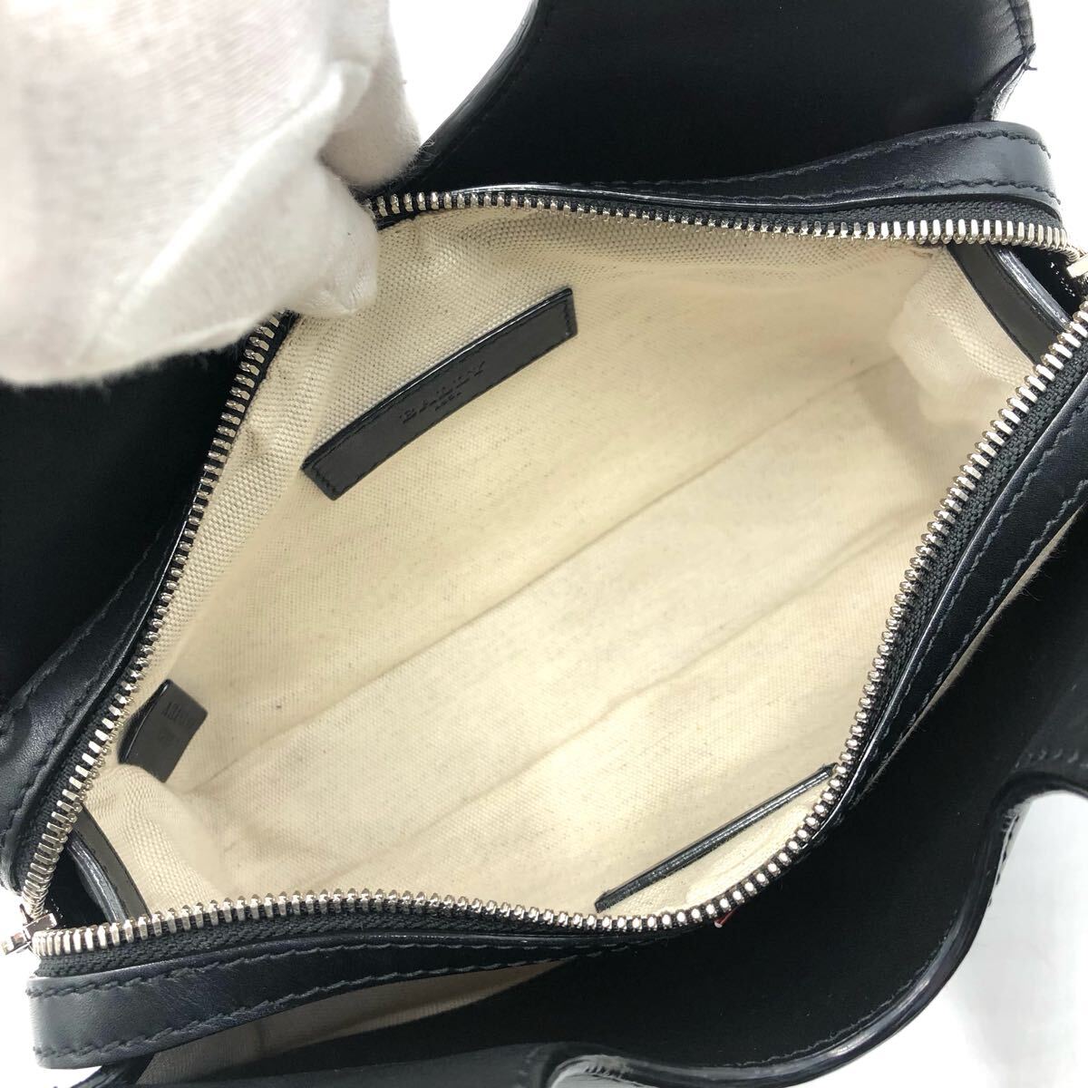 23SS/近年モデル/未使用級○バリー BALLY Ahres 2way ショルダー 23SS/近年モデル/未使用級○バリー BALLY Ahres 2way ショルダー