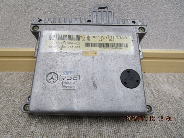 メルセデス・ベンツ　w202 1994年 Cクラス C280 コンピュータ コントロールユニット 2025452932 202 545 29 32